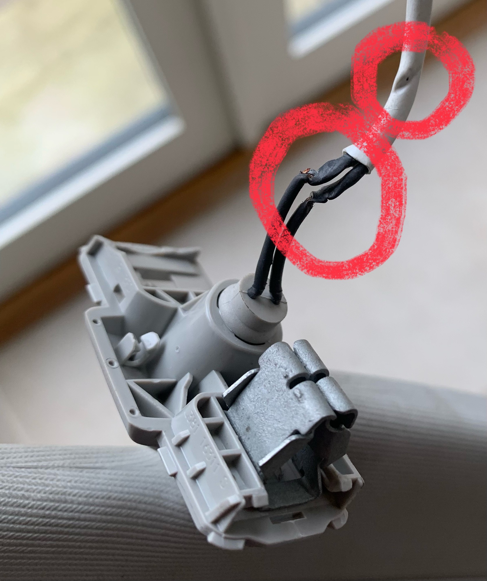 Polo vanity light switch.jpg
