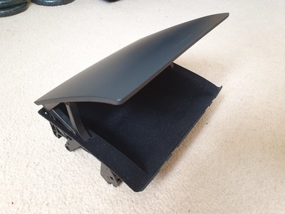 Polo 9n-9n3 highline centre console cubby storage box 6Q0 857 465 D