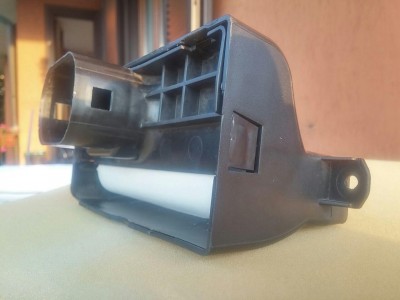 finished assembly - the idea is to channel *fresh* outside air directly into intake hose without mixing with engine compartment *warm* air