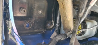 Felt &amp; Bolts removed from LHS of Bulkhead