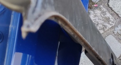 Lip on underside of Plenum Cover