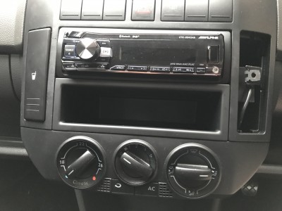 Radio install 3.jpg