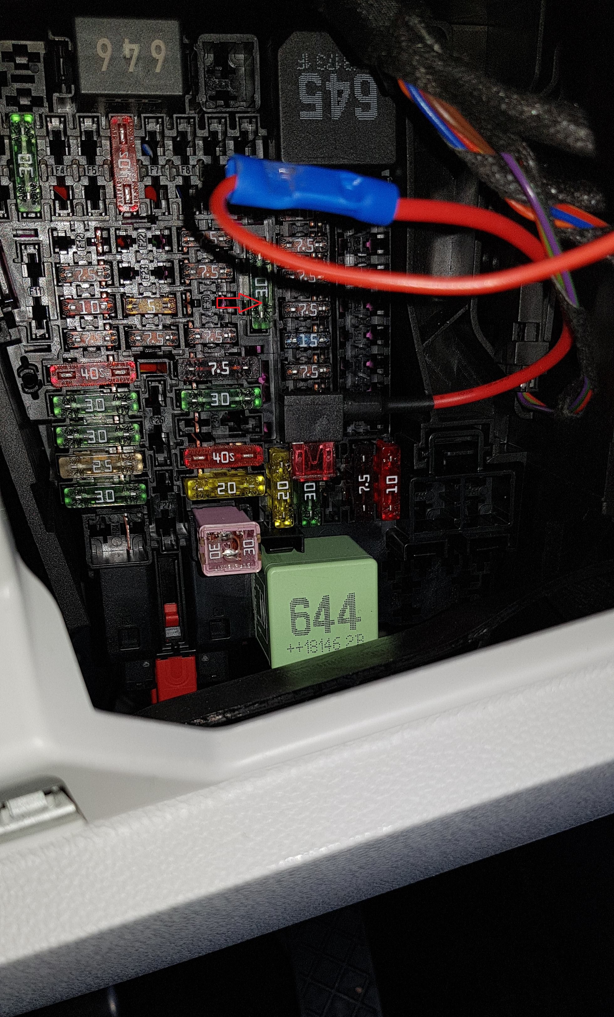 Polo FuseBoard Rev1 (similar to mine).jpg